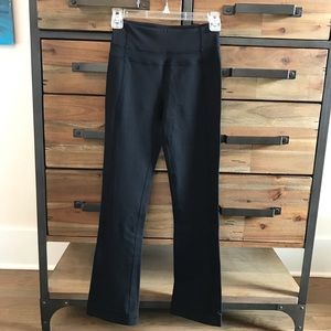 Lululemon High Rise Yoga Pant. Black, size 4.